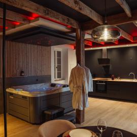 L'unique - Love-room Romantique, hotel in Angoulême