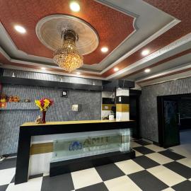 Amit Hotel by Clovers Stays, hotel v destinaci Patna
