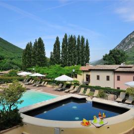 Guesia Village Hotel e Spa, hótel í Foligno