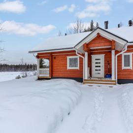 Holiday Home Huvila tornionjoen rannalla by Interhome、ペッロのホテル