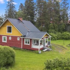 Holiday Home Teerentupa by Interhome, hotelli Lempäälässä