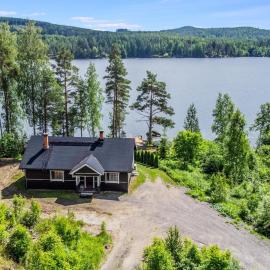 Holiday Home Hanhenpesä by Interhome, hotel a Rautalampi