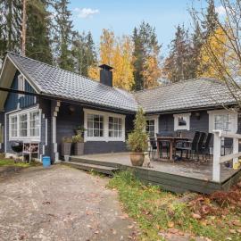 Holiday Home Lohjanherra by Interhome, hotel sa Tallnäs