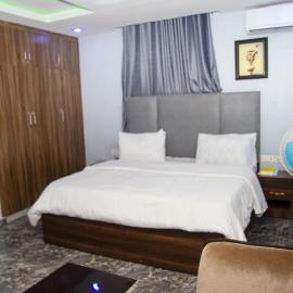 Luxe Skyside Hotel, hotel v destinaci Awka
