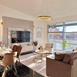 Lux 2-Bed City Centre Apartment Sleeps 6 Free Parking Balcony Near Leeds Station & Millennium Square view