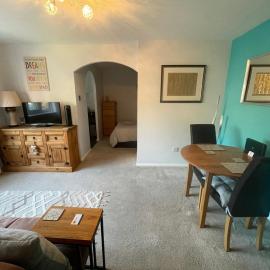 Beautiful Peaceful Studio Flat, hotel a Waltham Abbey