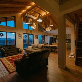 Chalet Village Bran, hotel a Sohodol