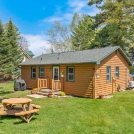 Minoqua Shores Cabin 6, Hotel in Minocqua