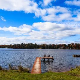 Chain Lake Retreat Holiday Home, hotel Eagle Riverben