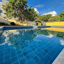 Casa no St Jaó - Piscina Aquecida e Jardim, hotel in Goiânia