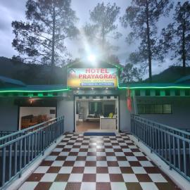 Hotel prayagraj, khách sạn ở Barkot