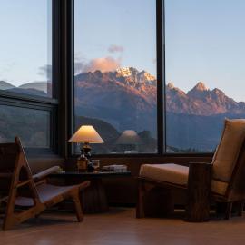 Ans Snow Mountain Hotel