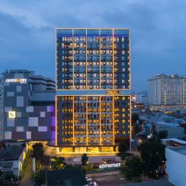 Somerset Queen City Semarang, hotel em Semarang