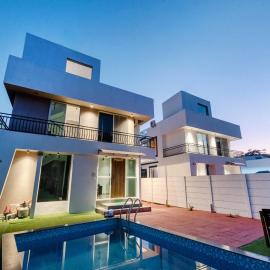 Palette Ventara Bliss Bunglow I Pvt Pool | Lonavala, хотел в Лонавала