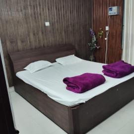 Mahakumbh Stays SR APARTMENTS