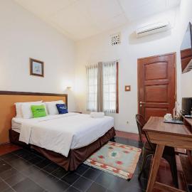 Urbanview Rumah Ebo Dago Bandung