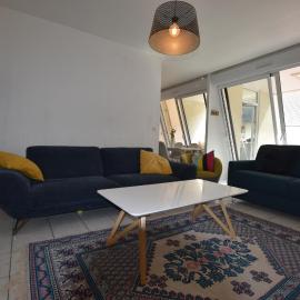 Vaste Appartement dupleix 3 chambre proche Stade de France, hotel a Sannois