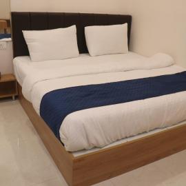 Hotel Lakhdatar, hotel em Kota