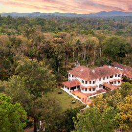 amã Stays & Trails - Taneerhulla Bungalow, Coorg, hotel v destinaci Titimati
