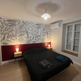 Bel appartement rénové avec grande terrasse proche Lillet à Podensac