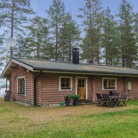 Holiday Home Mäntyranta by Interhome, hotel in Kanarvikko