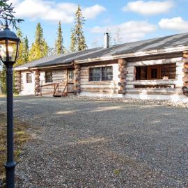 Holiday Home Äkäsranta by Interhome, hotel in Äkäsjoensuu