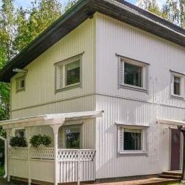 Holiday Home Halmesaari by Interhome, Hotel in Kerkonjoensuu