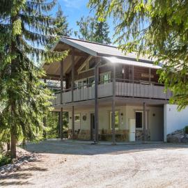 Holiday Home Teerenpesä by Interhome