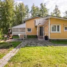 Holiday Home Joutsen by Interhome, hotel a Verla