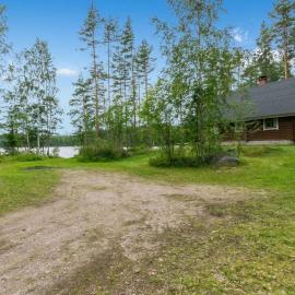 Holiday Home Niitsinniemi by Interhome, Hotel in Laamala