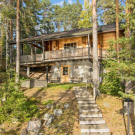 Holiday Home Römpsi by Interhome, hotel di Iitti