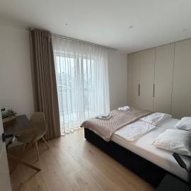 Duży Apartament 3 pokoje Park City, Hotel in Ostrowo