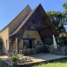 Beautiful house with private swimming pool - Les Morilles, hotell i Bouzic