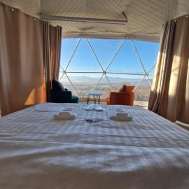 Glamping Georgia - Mukhrani Hills, hotel Mcheta városában