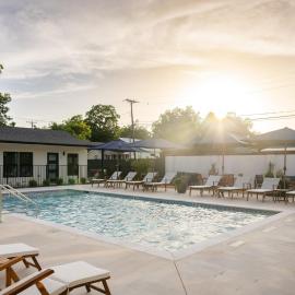 Gloria Inn - Unit 8