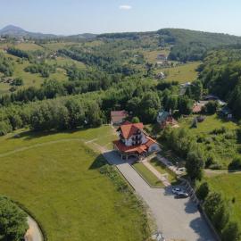 Pensiunea BriAdda, hotel in Poiana Mărului
