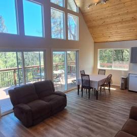 Top of the World by Yosemite Free WiFi Best Views, hotel in Groveland