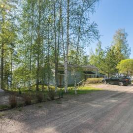 Holiday Home Rantalinna 2 by Interhome, hotel in Ruokolahti