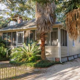 Cabin in Tybee Island, Georgia, hotel in Tybee Island