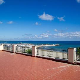 Belvedere on the descent seafront & Jubilee Rome, hotel in Nettuno