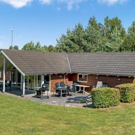 Holiday Home Vilvi - 500m from the sea by Interhome, hotel i Rødby