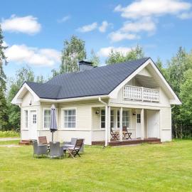 Holiday Home Villa vuorso by Interhome โรงแรมในRaanujärvi