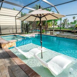 Baywatch - 712 Jamaica Cir W, ξενοδοχείο σε Apollo Beach