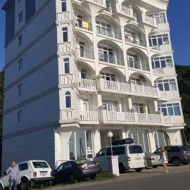 Kvariati Apartment, hotel in Kvariati