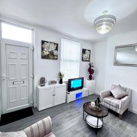 Homely Whittier Terrace 3 Bedroom House