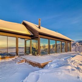 Holiday Home Loimu by Interhome, hotel in Kilpisjärvi