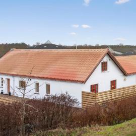 6 Bedroom Stunning Home In Give