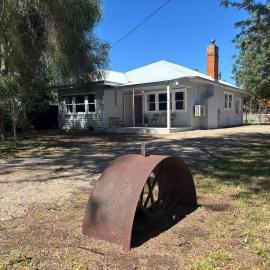 Byrne Cottage, Moyhu, hotel en Moyhu