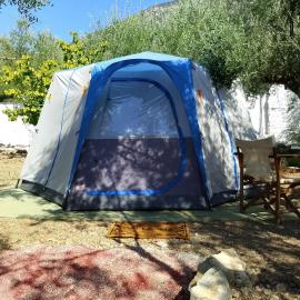 Barreira beachfront Tents 9, khách sạn ở Verga Kalamata