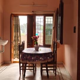 Swarna Thulasi Homestay, hotel in Vetāpālem